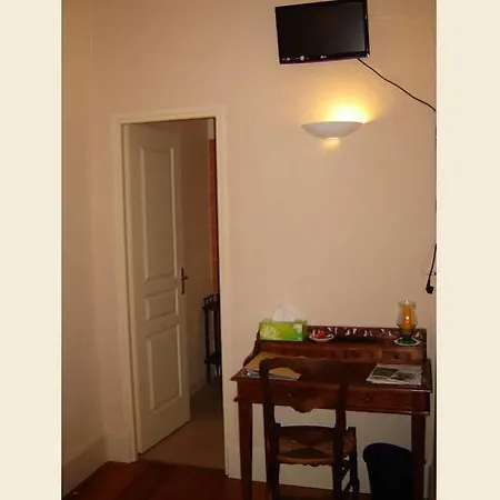 Logis Du Chateau 3*