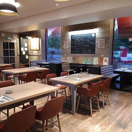 Logis Du Chateau 3* Saint-Rémy-de-Blot