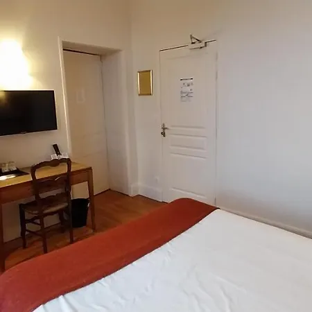 Logis Du Chateau Ξενοδοχείο Saint-Rémy-de-Blot