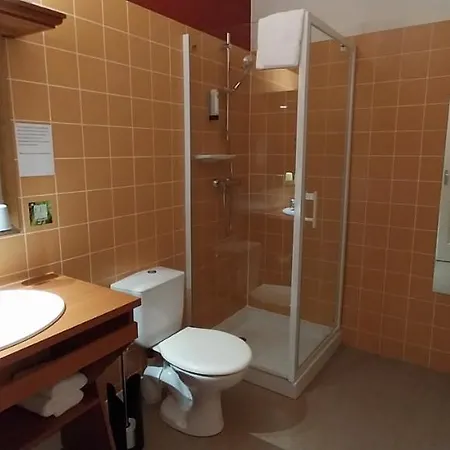 Logis Du Chateau Ξενοδοχείο Saint-Rémy-de-Blot