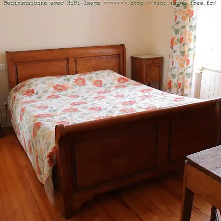 Logis Du Chateau Saint-Rémy-de-Blot