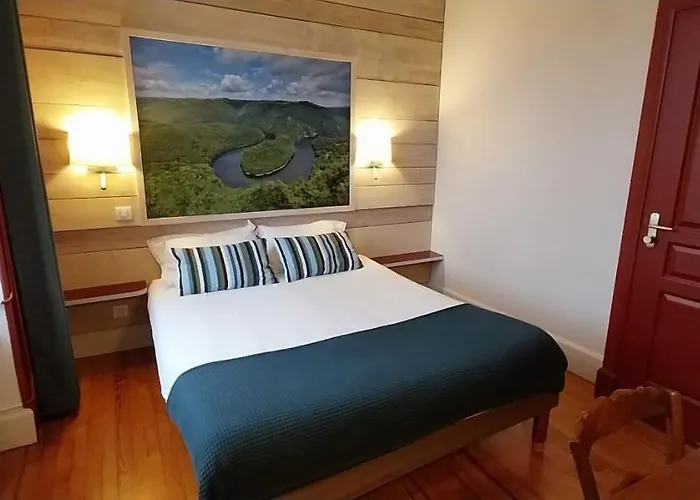 Logis Du Chateau 3* Saint-Rémy-de-Blot